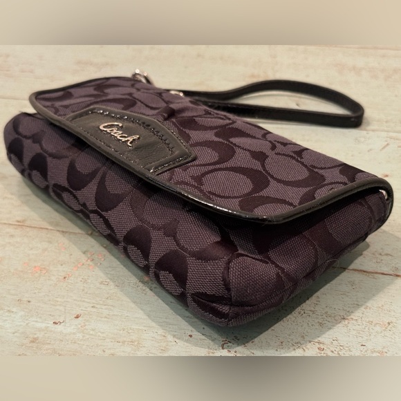 Coach Black Signature C Patent Leather Clutch Small Bag Handbag Tote Wristlet - Picture 5 of 11